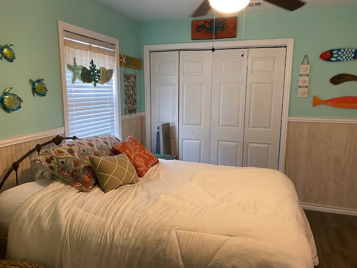 La terza camera da letto è spaziosa.