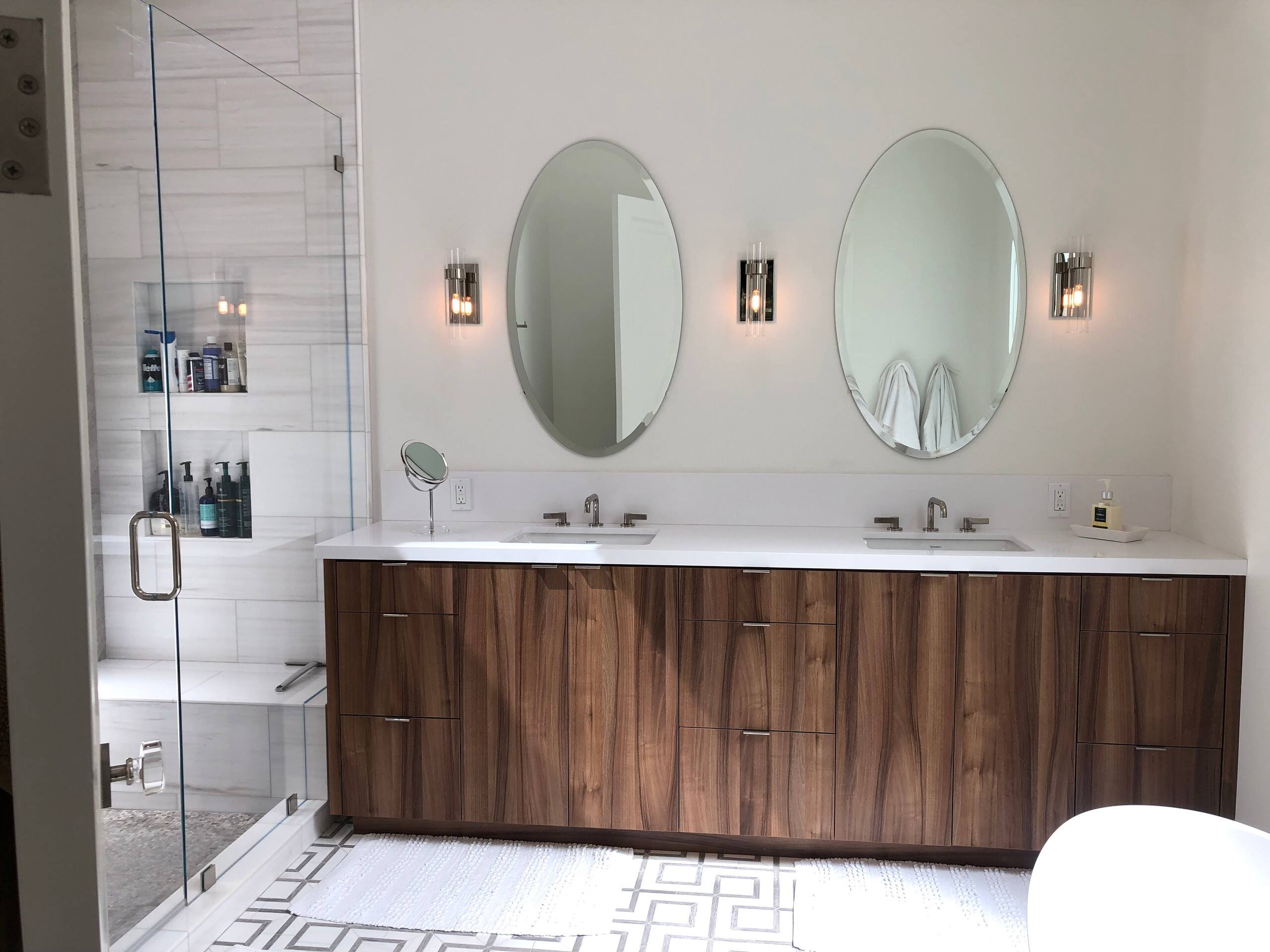 Home in San Francisco · ★5.0 · 4 bedrooms · 4 beds · 2.5 baths - Image 15