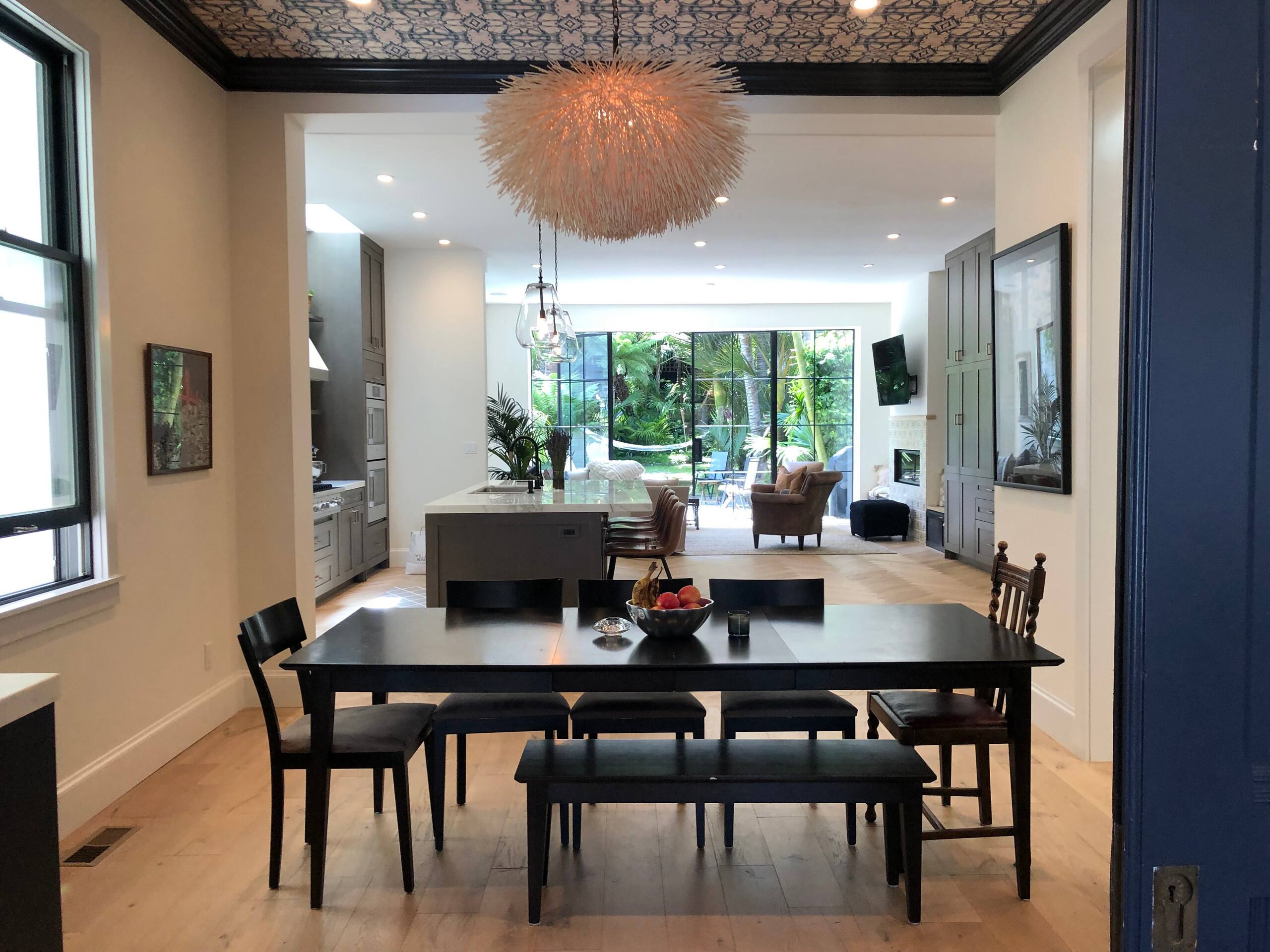 Home in San Francisco · ★5.0 · 4 bedrooms · 4 beds · 2.5 baths - Image 7