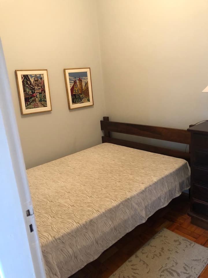 BEDROOM 1