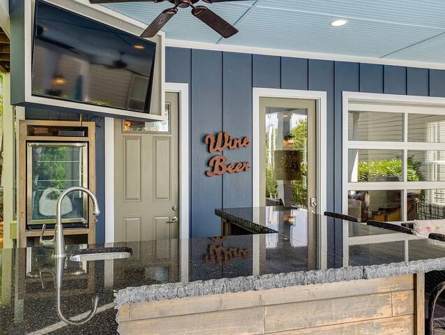 PoolThirty – Great backyard gallery image 4