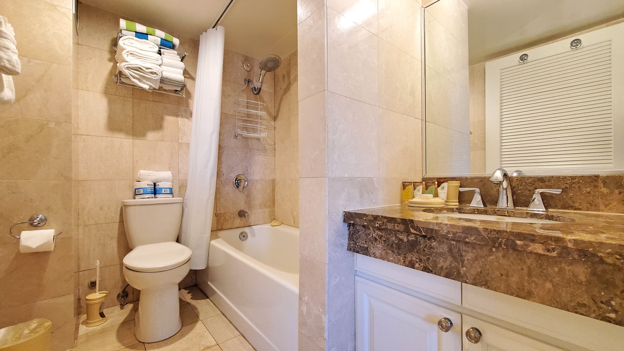 RG 1905 | Royal Garden QN Studio⁕Full Kitchen⁕3Cap - Image 10