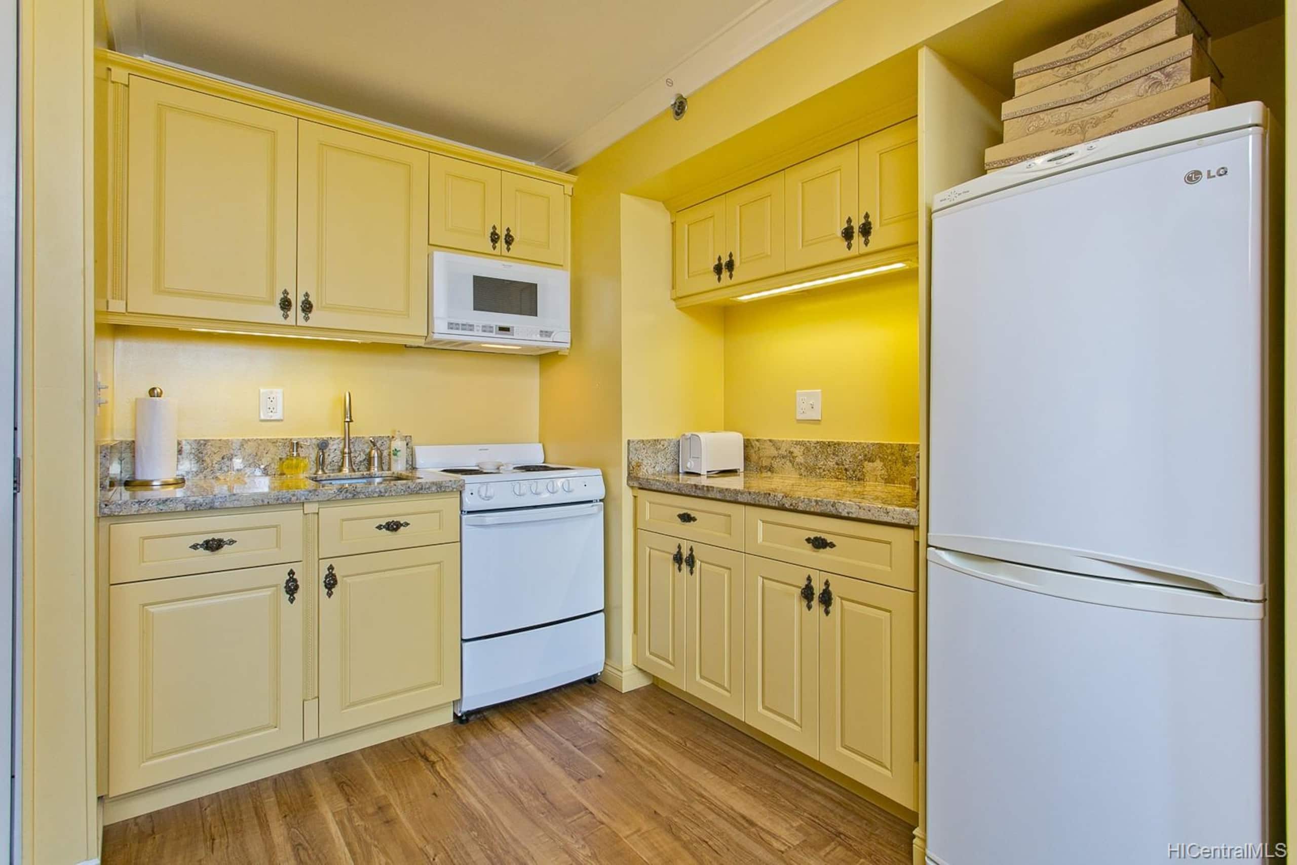 RG 1905 | Royal Garden QN Studio⁕Full Kitchen⁕3Cap - Image 7