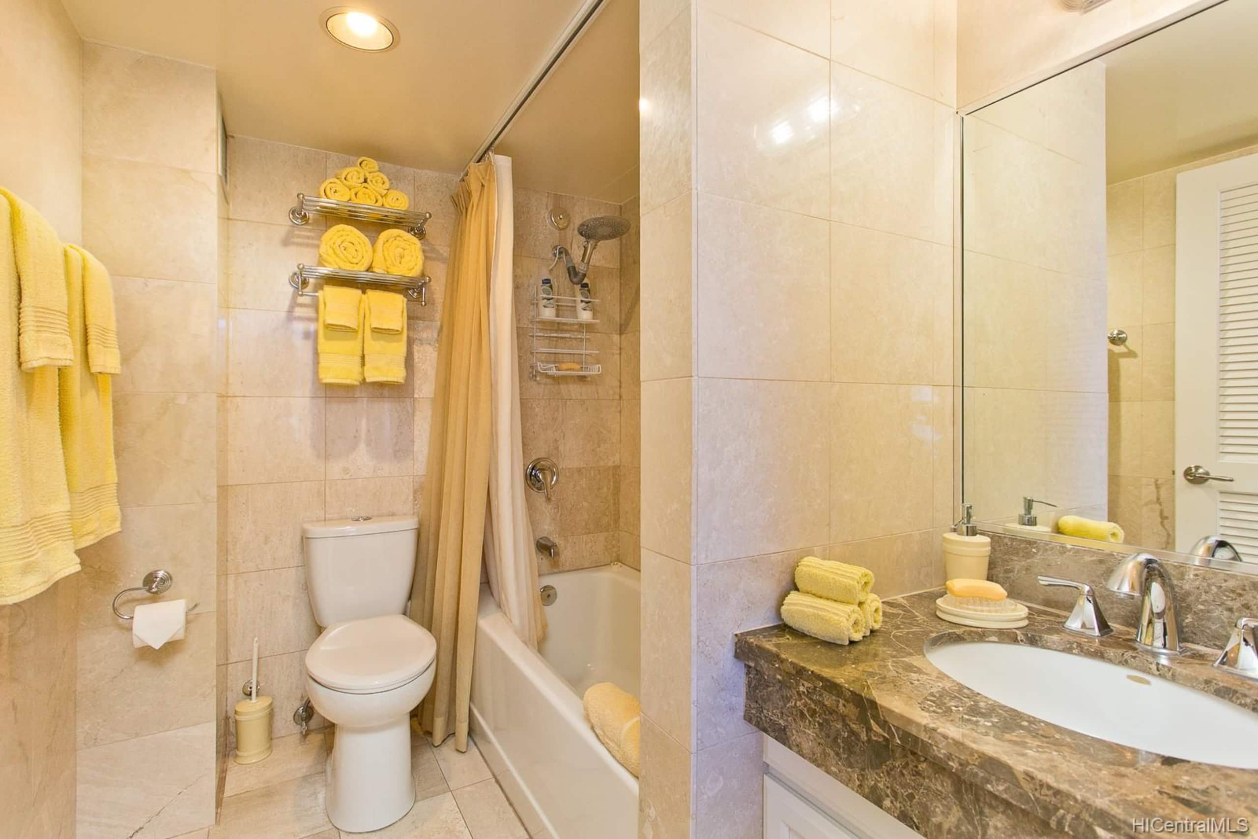 RG 1905 | Royal Garden QN Studio⁕Full Kitchen⁕3Cap - Image 9