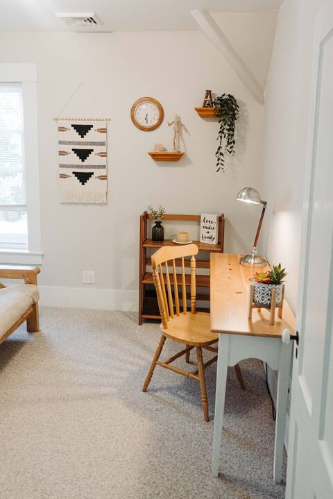 Lovely 2nd floor Apartment