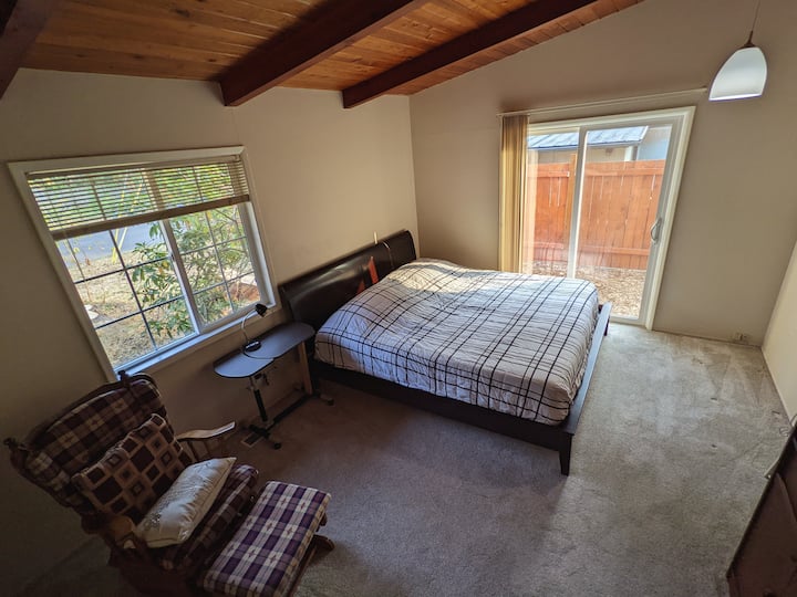 Chumba cha kulala #2 (1/2)