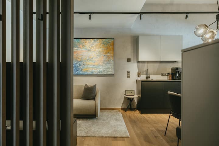 Black Eagle: Luxury Flat In The Heart Of The Alps - Mayrhofen