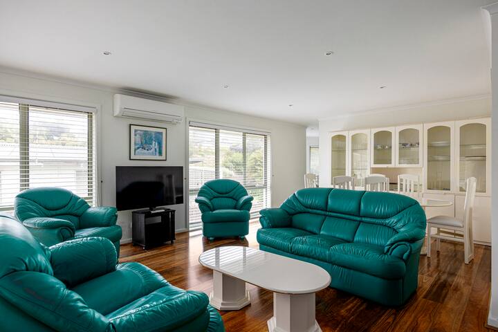 Sand and Foam gallery image 2