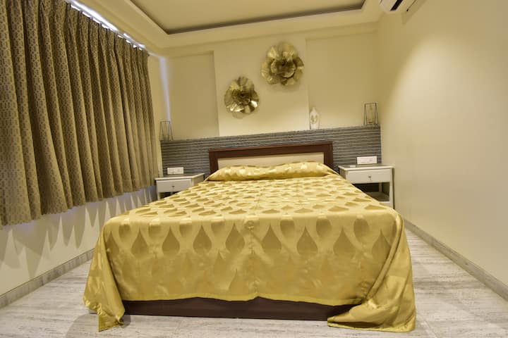 Sarkar Chamber -Luxurious Apartment - Mumbai