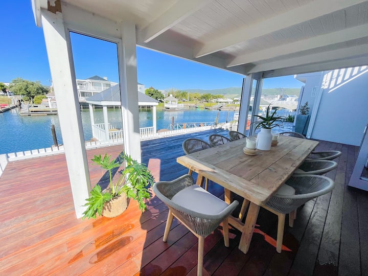 Breathtaking Home On Thesen Island - Knysna