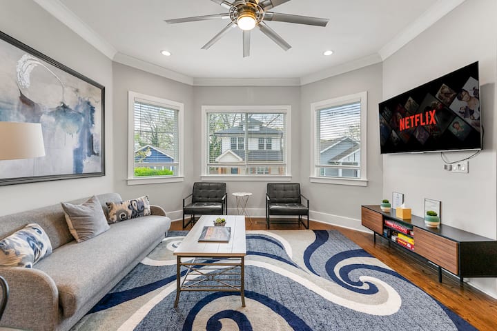 5 Mins To Dt, King Bed, 4 Br/3 Ba Home, Sleeps 10 - Atlanta, GA