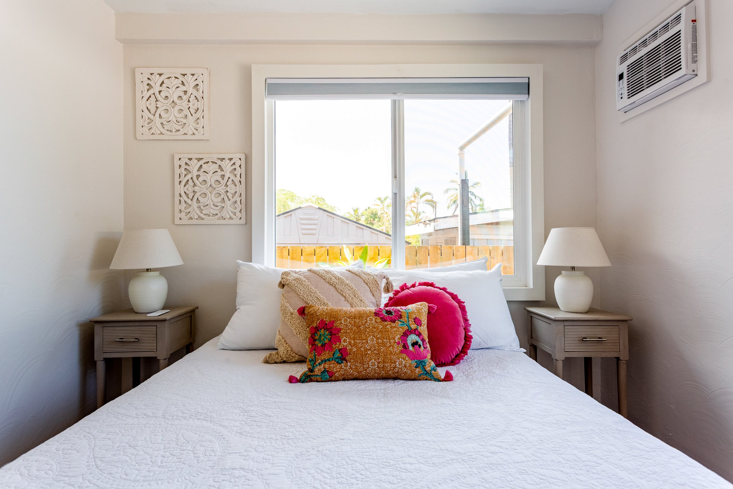 Bungalow D* Laid‑Back Cozy* 2BD*AC*Across Beach - Image 10