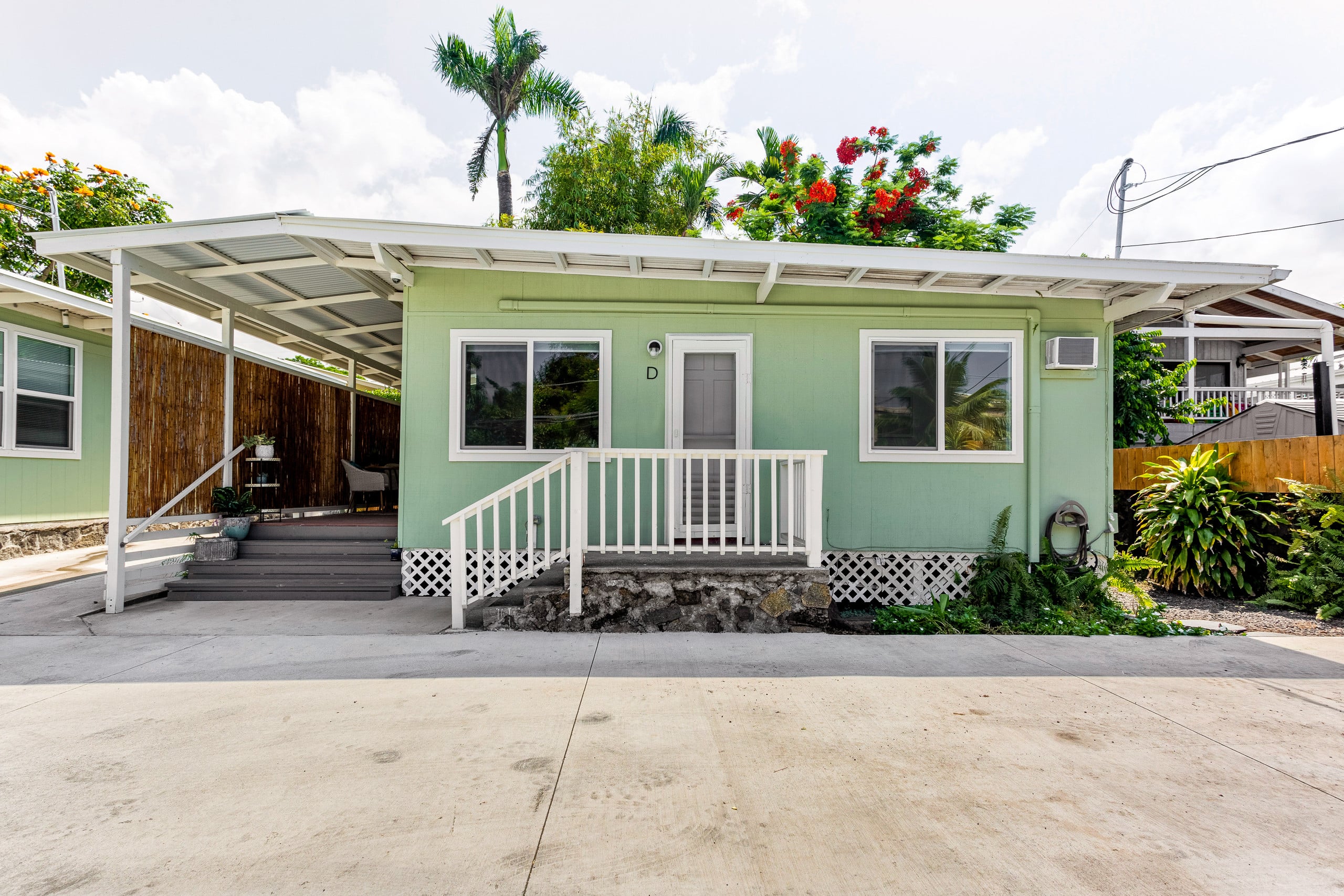 Bungalow D* Laid‑Back Cozy* 2BD*AC*Across Beach - Image 23