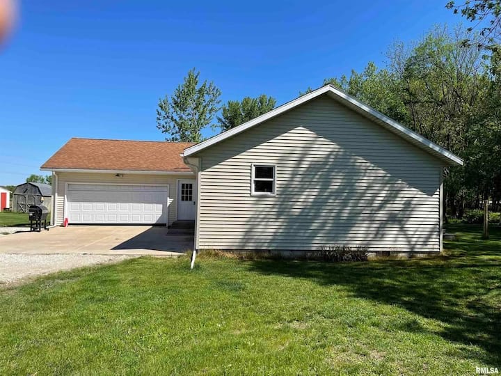 Sunnydale Acres Houses for Rent in Cuba, Illinois, United States Airbnb