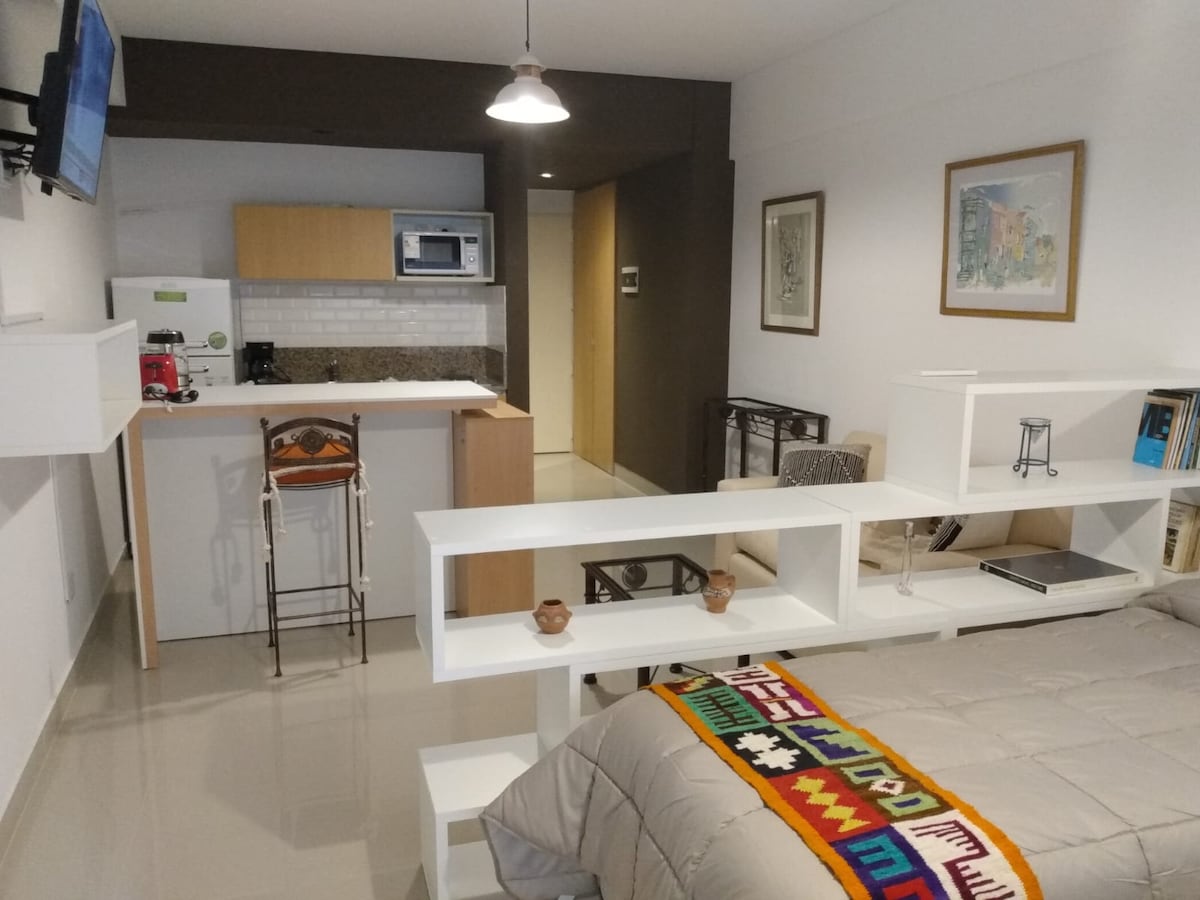 Departamento de 2 ambientes nuevo en Monserrat