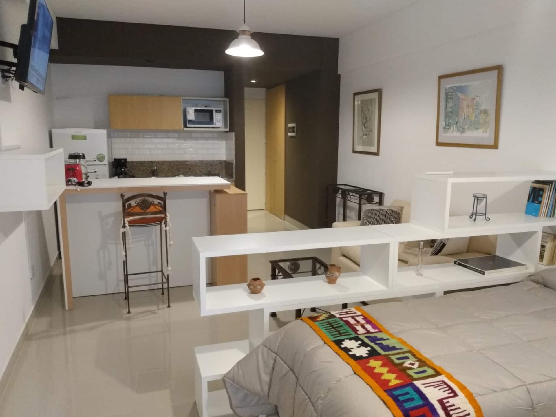 New one-bedroom apartment in Monserrat