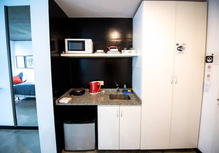 Studio apartment in Monserrat