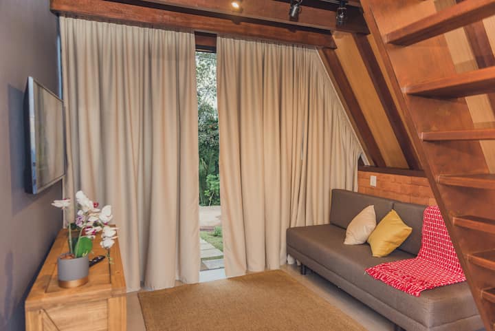 Всекидневна с  разтегателен диван