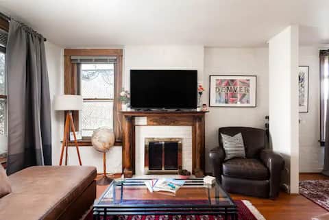 Popular Airbnb listing: The Classic Cap Hill | Garage I Backyard in Capitol Hill