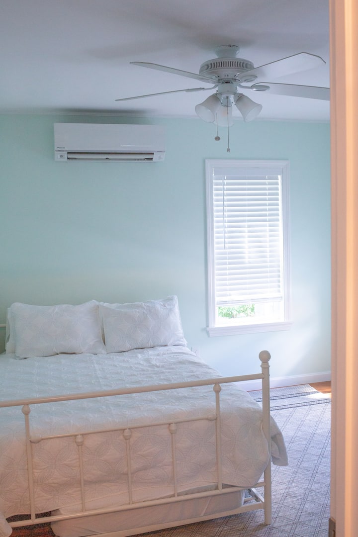 Druga spavaća soba: pomoćni stil s bračnim krevetom i krevetom na razvlačenje