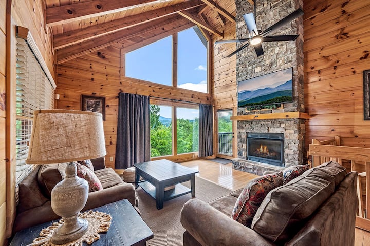 Удобен живот с газов огън и зашеметяваща гледка
