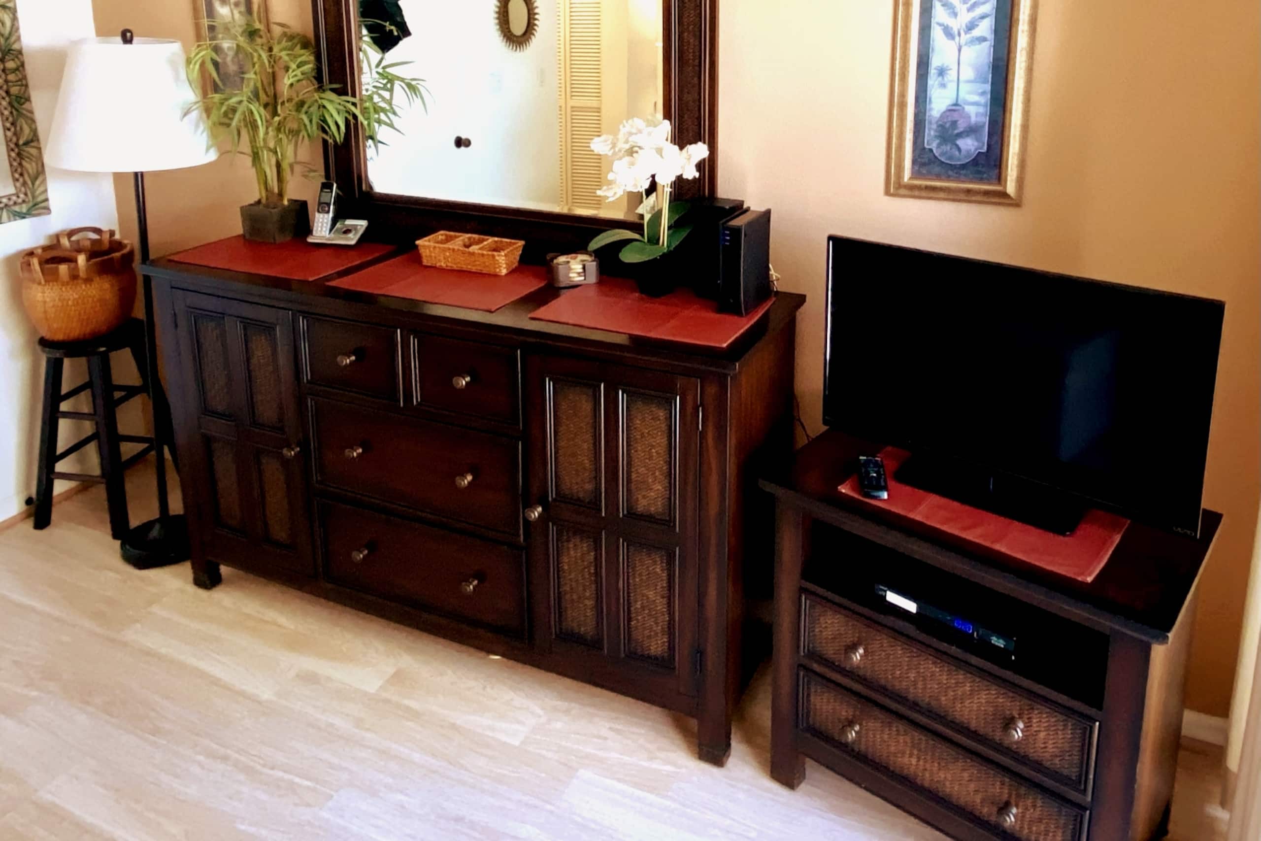 Condo in Kihei · ★4.94 · 1 bedroom · 2 beds · 2 private baths - Image 12