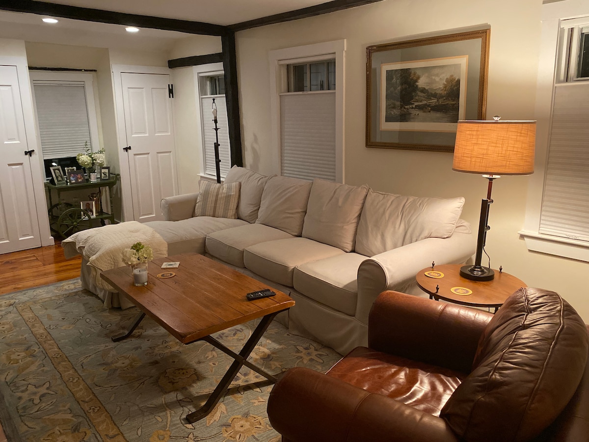 Popular Airbnb listing: Walking Distance to Everything in Old Town in Marblehead