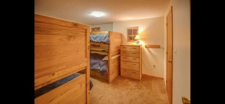 საძინებელი 3