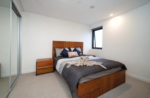 3BR Broadview New Apartment In Dickson