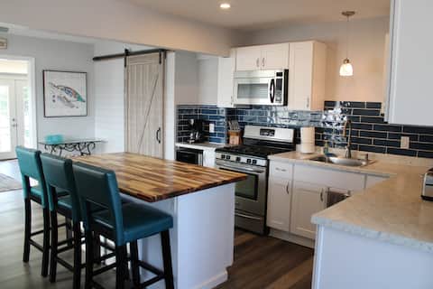 Jersey Shore Family Oasis! 1 block from beach!