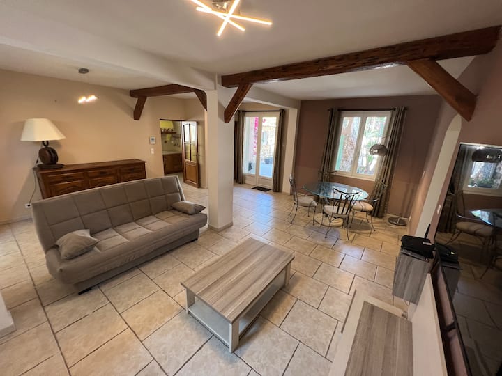 Villa Face Aux Iles D'or, Plage De La Capte - ポルクロール島