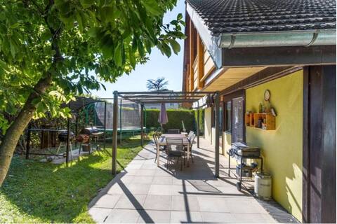 Villa near downtown with garden