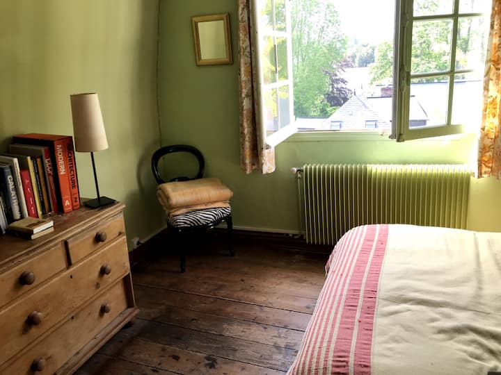 საძინებელი 7