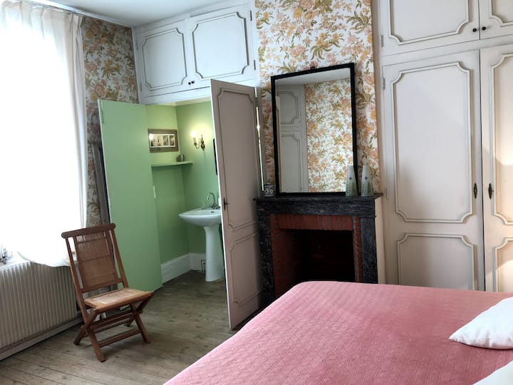 საძინებელი 1