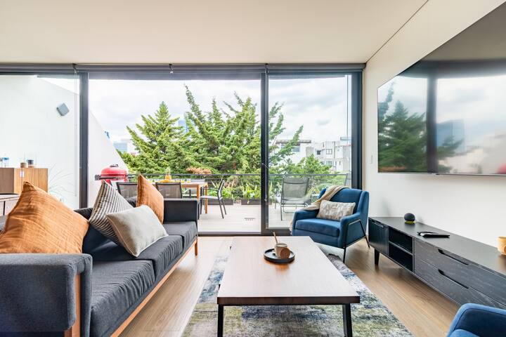 Capitalia | Breathtaking Views & Onsite Gym