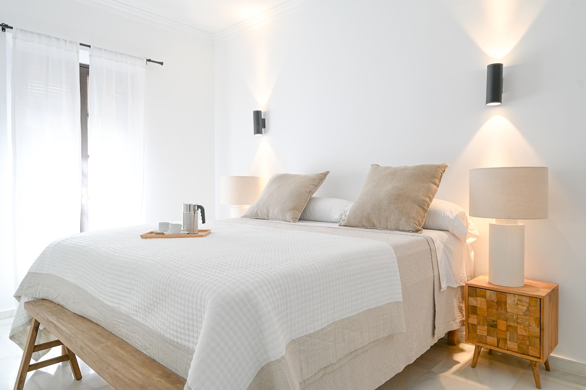 Camera da letto principale 
con letto king-size (180 cm)