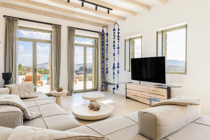 Nasta Intentional Living Villa Mykonos gallery image 2