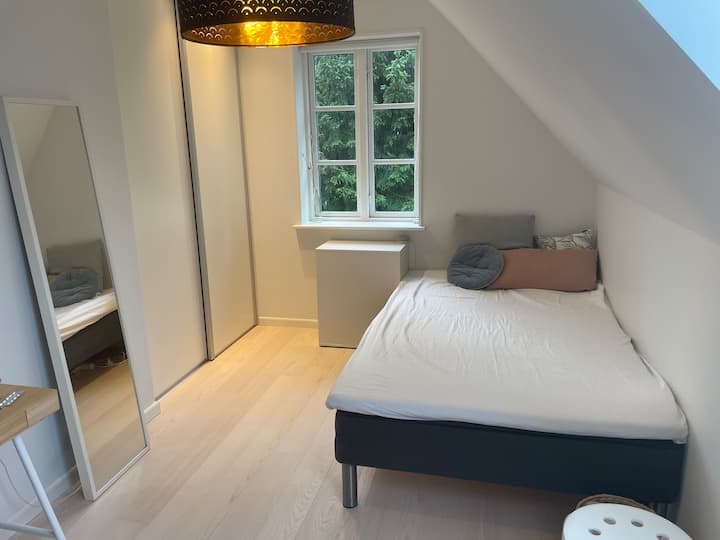 Camera 2 al 1 ° piano