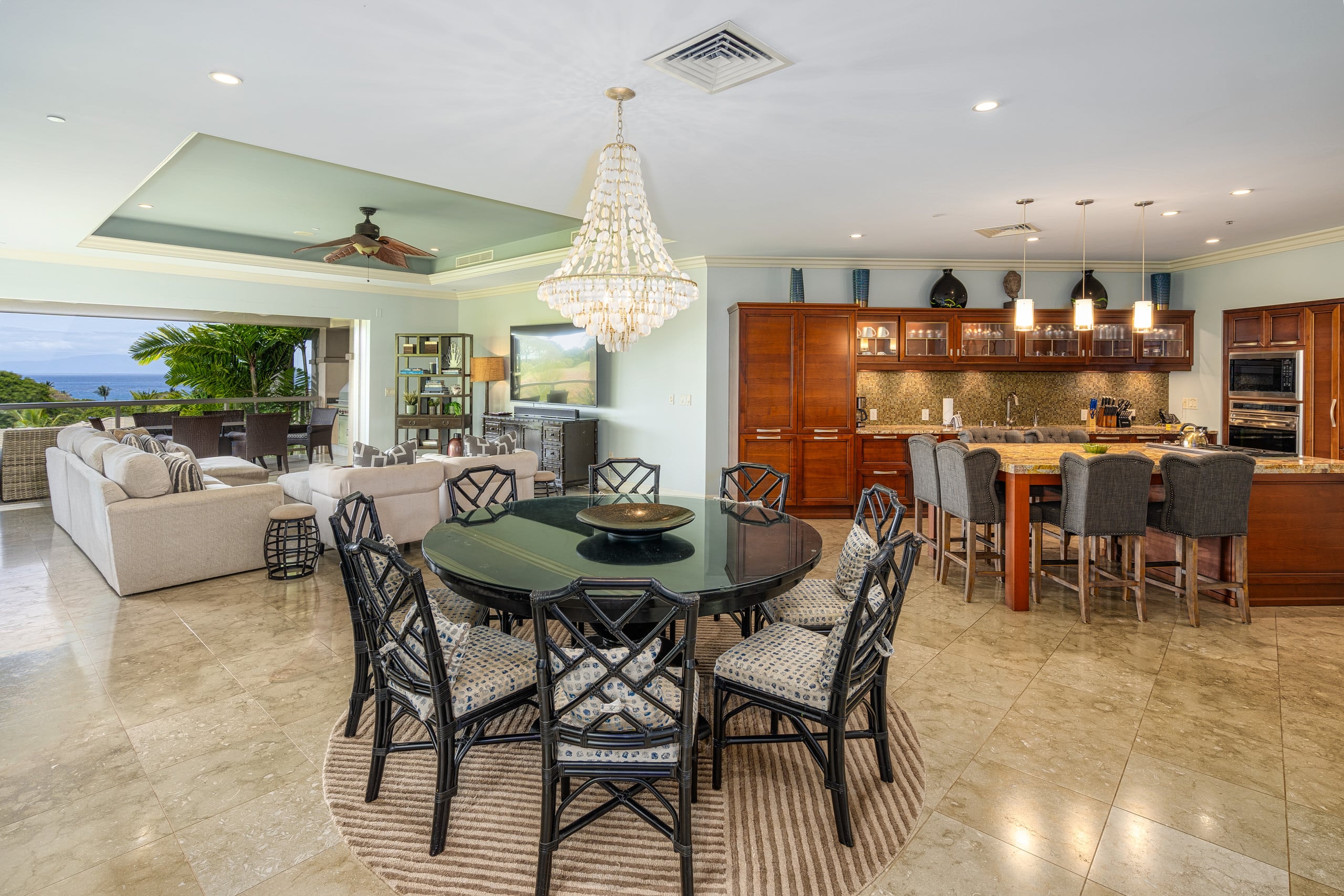 Villa in Kihei · ★4.87 · 3 bedrooms · 5 beds · 3.5 private baths - Image 8