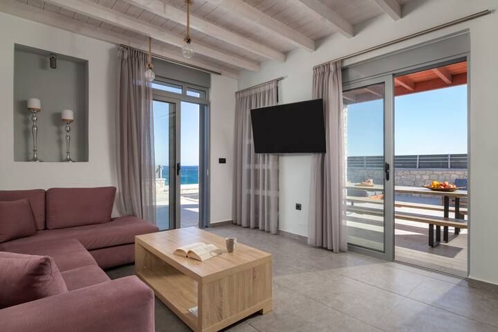 6 Bed Executive Seaview Villa with Private Pool V3 gallery image 4