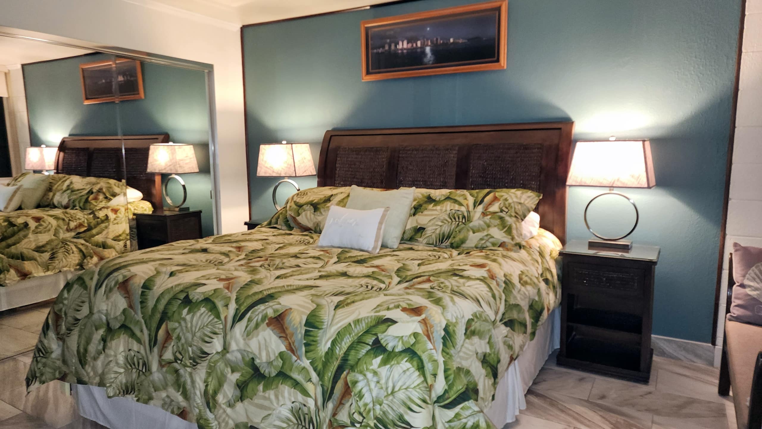 Condo in Honolulu · ★4.73 · 1 bedroom · 2 beds · 1 private bath - Image 6