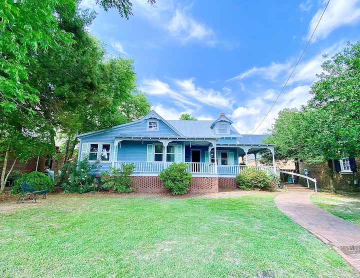 Water Views in the Heart of Edenton! Apartments for Rent in Edenton, North Carolina, United