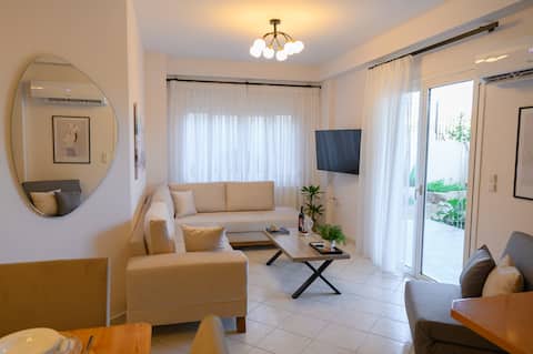 Top Airbnb: Balo garden view Heraklion airport apartment in Κοινότητα Νέας Αλικαρνασσού