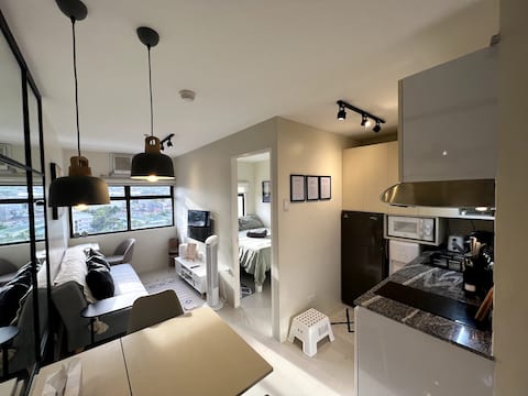 Modern and Cozy 1-Bedroom Condo in Cebu