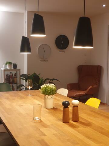 Stunning Designer Flat / Apartment with Terrace gallery image 4