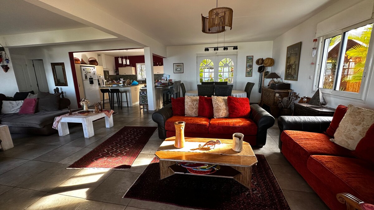 Sebule na maeneo ya kulia chakula