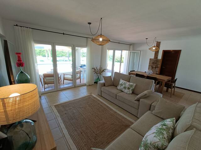 VILLA VEGA RELAX EN EL PARAISO gallery image 3