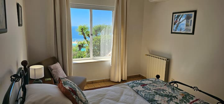 New King Bed with New King Mattress 200 x 180 Extra Quality for June 2023
Mfumo Mkuu wa Kupasha Joto wakati wa Majira ya Baridi Kiyoyozi kipya  (2022) kwa ajili ya Majira ya Kiangazi 