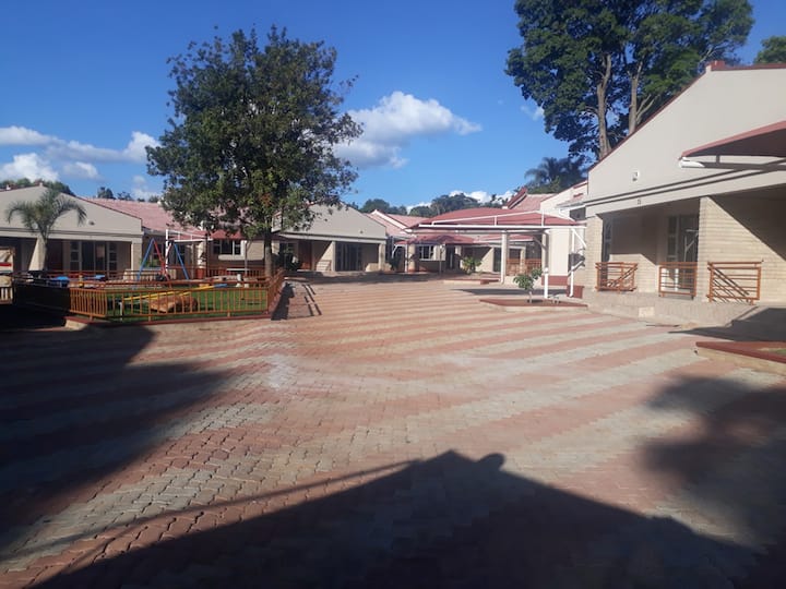 Kayse West Road Avondale Apartment Condominiums for Rent in Harare, Harare Province, Zimbabwe