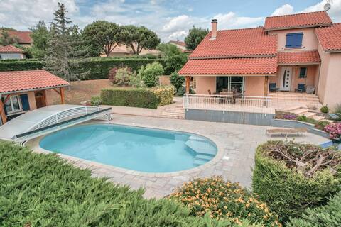 Beautiful house in Lentilly - Swimming Pool